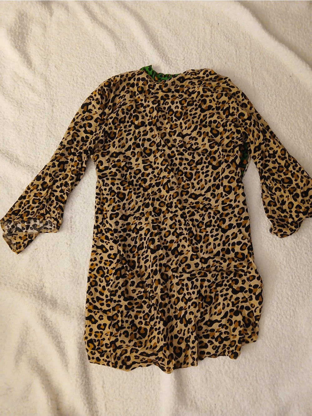 free press Leopard Print kimono with Green Trim - Picture 7 of 7